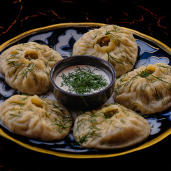 Manti su aviena